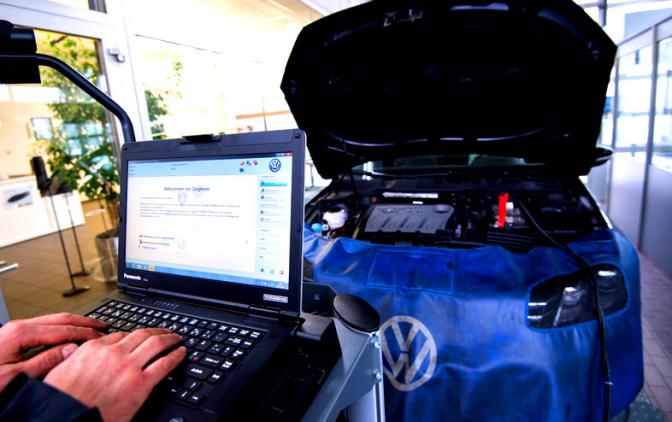 Влезть в «мозги» автомобиля