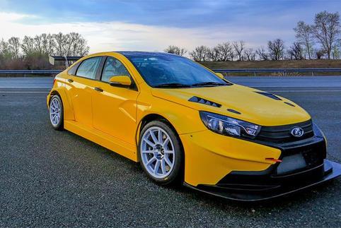 Новая гоночная Lada Vesta прошла испытания
