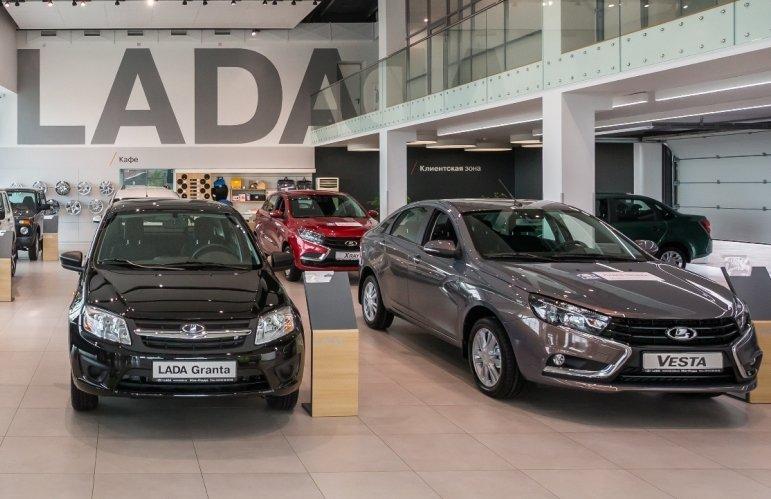 Продажи в августе 2017 года выросли на 25,4%